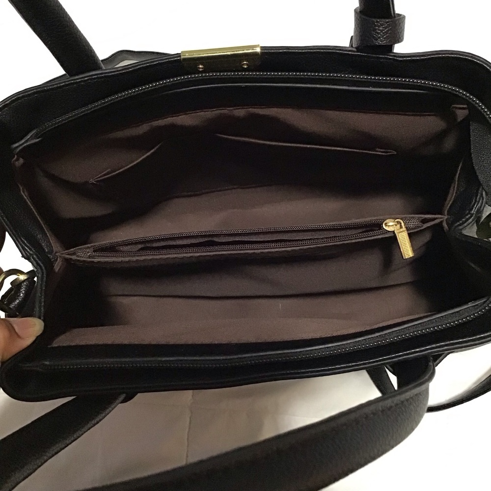 Black Leather Handbag - Picture 8 of 11